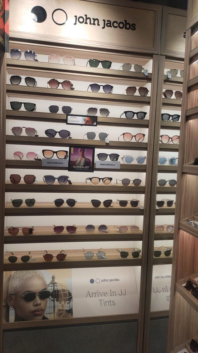 Lenskart Optician Near Me Lenskart In MG Road Kandivali West