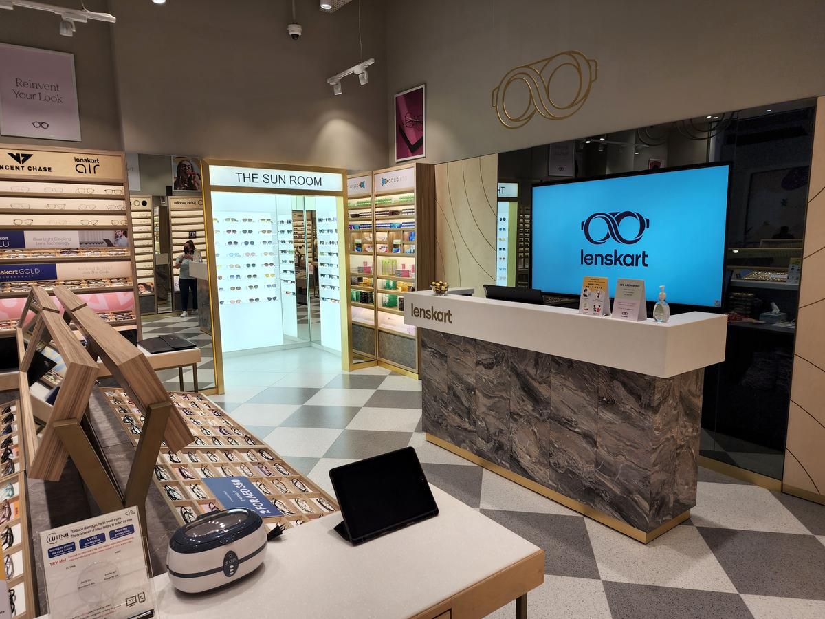 Lenskart Optician Near Me Lenskart In Dubai Hills Mall, Dubai 9440