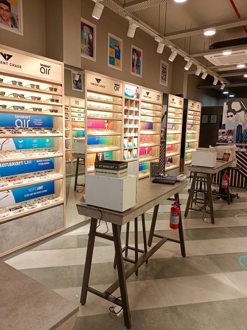 Lenskart Optician Near Me Lenskart In Maple Tree Ahmedabad, Gujarat