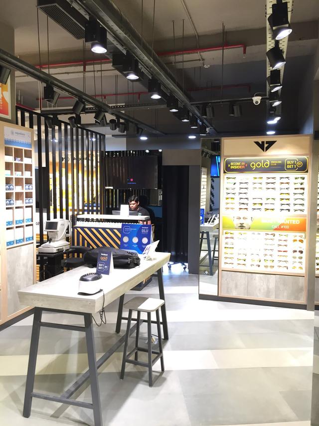 Lenskart Optician Near Me Lenskart In Ambience Mall, Haryana 122002