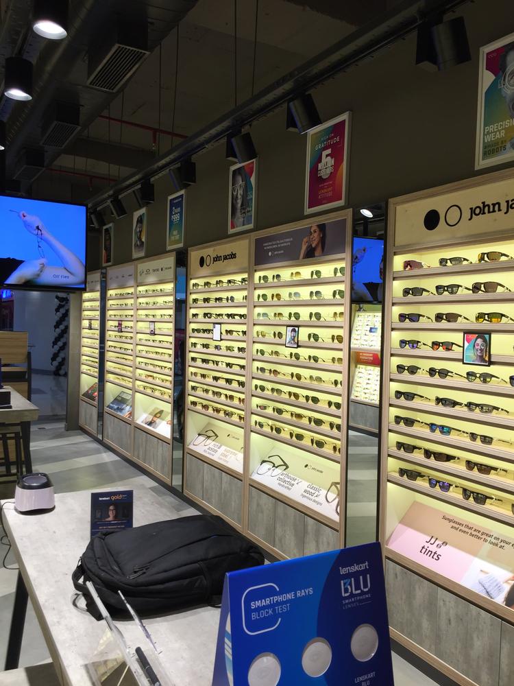 Lenskart Optician Near Me Lenskart In Ambience Mall, Haryana 122002