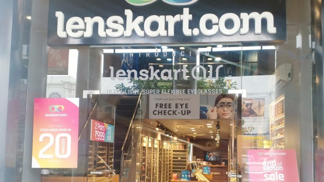 Free Eye Test at Flagship Store at Connaught Place